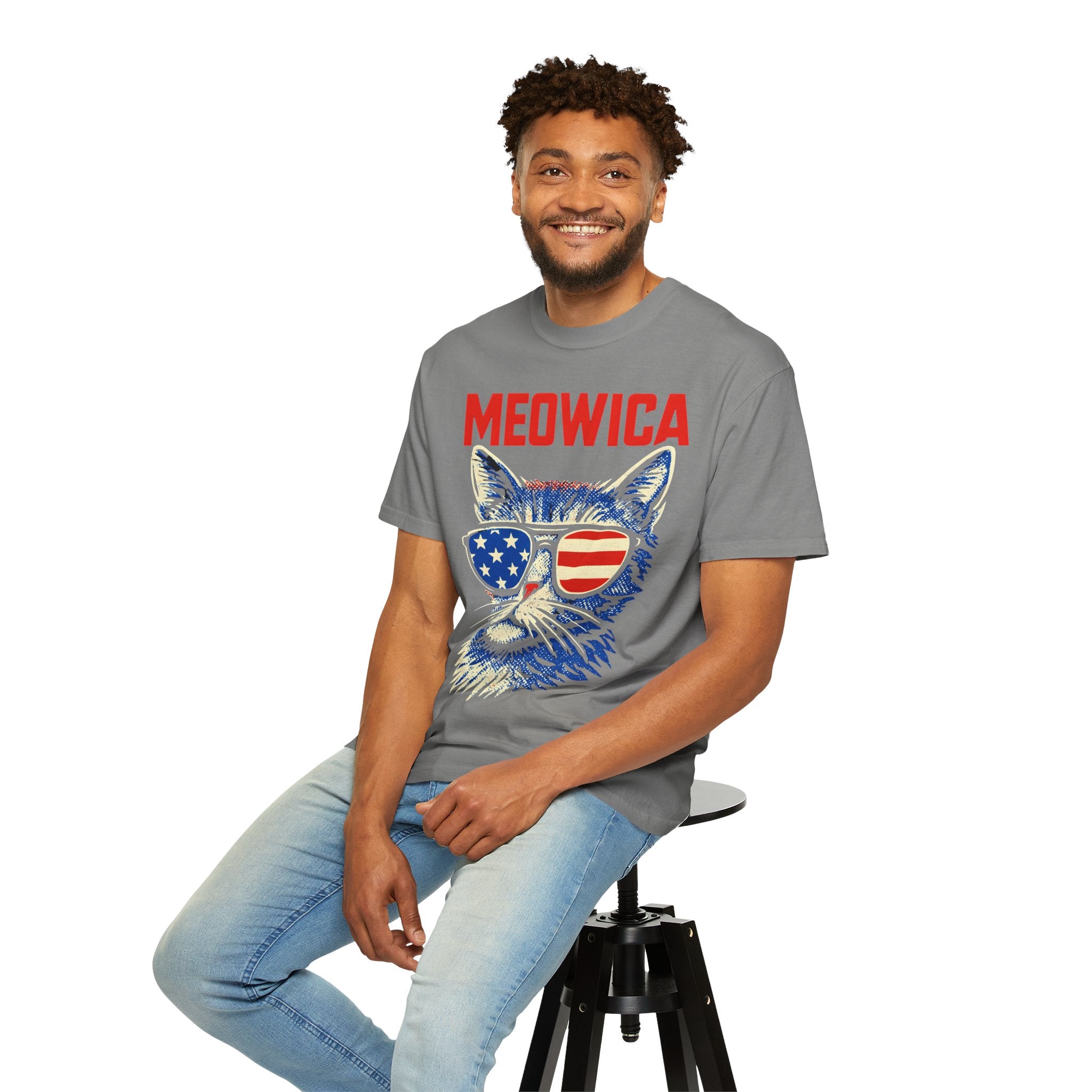 Meowica Cat T-Shirt — Patriotic American Flag Sunglasses Tee