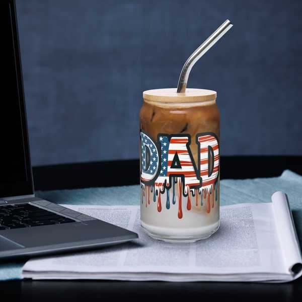 Father's Day patriotic can-shaped glass with lid and straw on desk